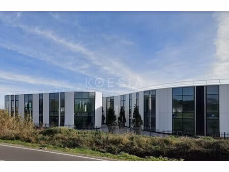 bureaux neufs climatisés 121 m² - erp / pmr