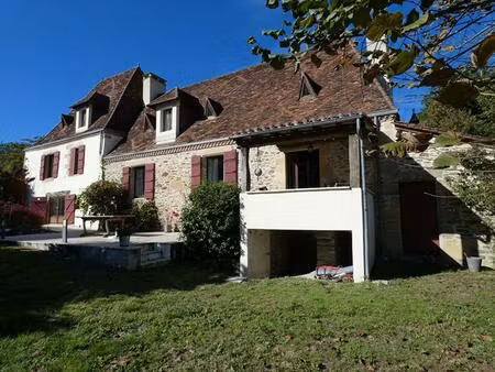 maison 220m²  4 chambres / studio 40m² / garage / piscine / terrain 5000m²