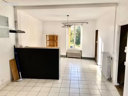 maison 5 pièces 80 m²