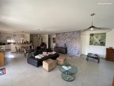 maison 4 pièces 123 m²