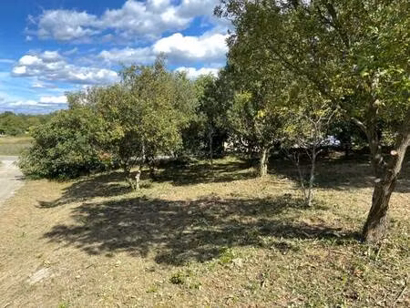 terrain constructible viabilisé à vendre