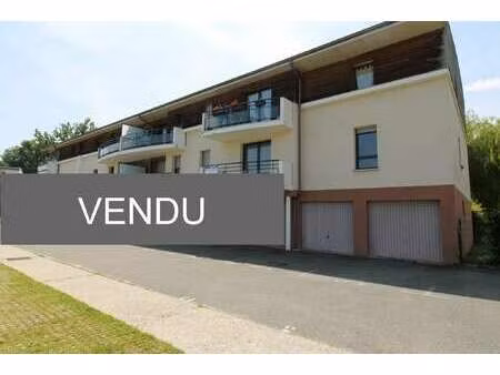 vente appartement 3 pièces à arques-la-bataille (76880) : à vendre 3 pièces / 52m² arques-