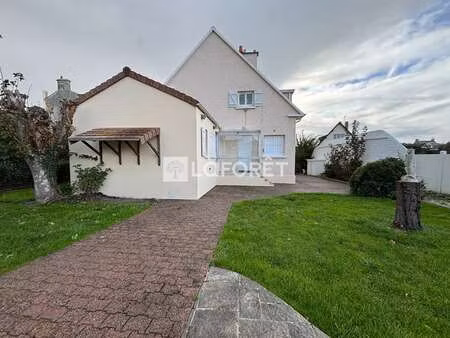 vente maison à courseulles-sur-mer (14470) : à vendre / 132m² courseulles-sur-mer