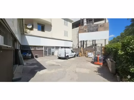 local d'activite a louer