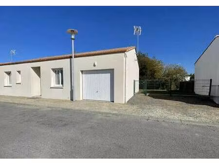 vente maison au perrier (85300) : à vendre / 79m² le perrier