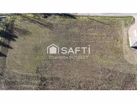 terrain à bâtir de 3 150 m²