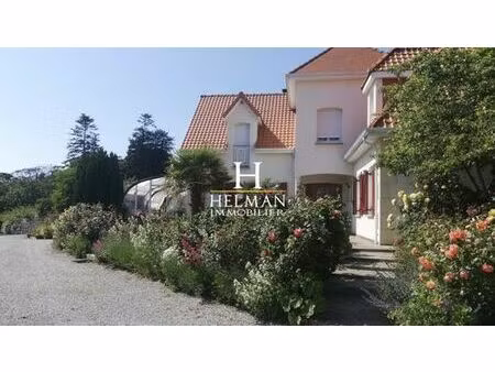 maison de luxe en vente à condette  france