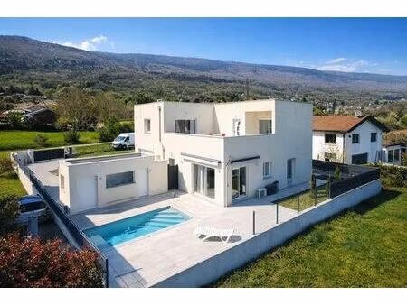 maison de luxe de 8 pièces en vente à farges  france