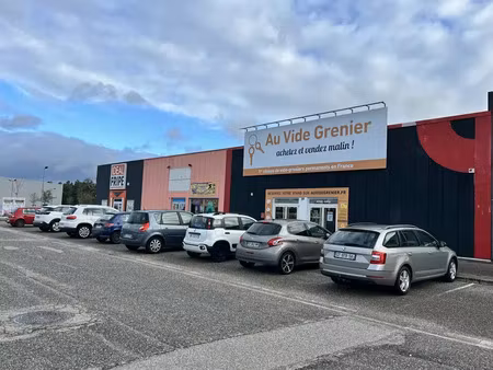 local commercial a louer