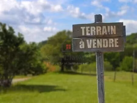 terrain 878 m² echillais