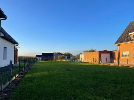 perceel geschikt voor open bebouwing