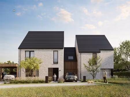 ruime nieuwbouwwoning met 3 slaapkamers  tuin en parkeerplaats in groene omgeving