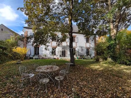 maison de maitre de 310 m² à saint-maurice-aux-riches-hommes