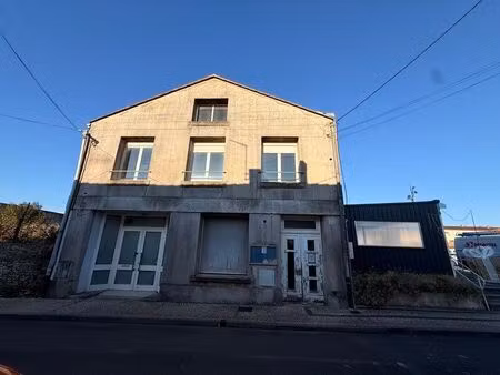 vente immeuble soyaux (16800)