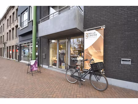 commercieel te koop in zwijndrecht