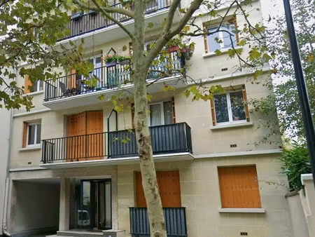 location parking st maur des fosses 94100