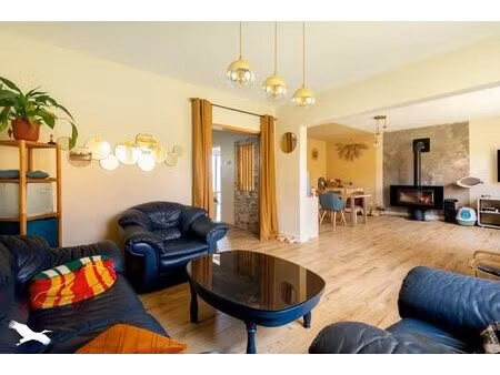 vente maison 7 pièces 214 m² lampaul-guimiliau (29400)