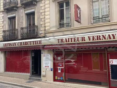 immeuble habitation et local commercial la cote saint andre