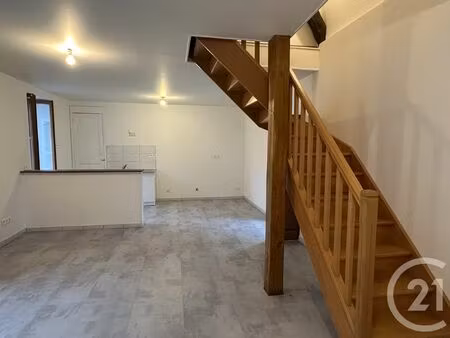 location maison 3 pièces 64m² sancoins 18600