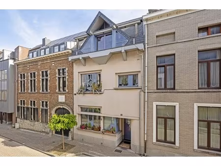 commercieel te koop in vilvoorde met 4 slaapkamers