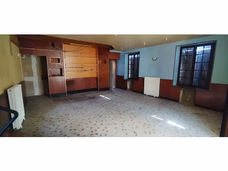 local professionnel à vendre crevic 7 pièce(s) 300m2 78 000€