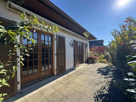 maison individuelle avec grand terrain constructible