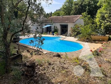 a vendre maison indépendante de 101 m² sur une parcelle de 1549 m²