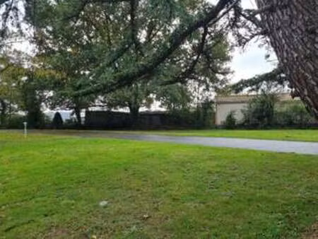 vente terrain à saint-philbert-de-grand-lieu (44310) : à vendre / 600m² saint-philbert-de-