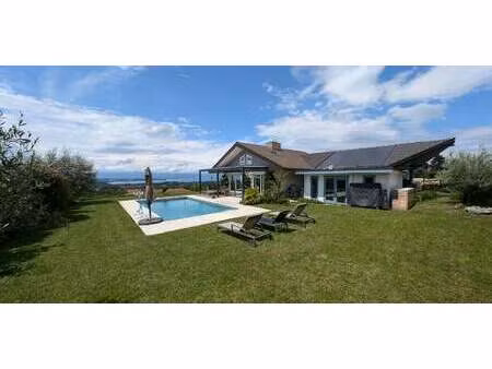 maison avec piscine et terrasse allinges (74)