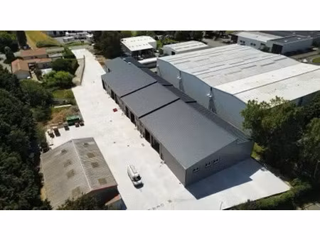 locaux d'activités à louer plusieurs cellules avec parkings - de 169 à 360 m2 - thouaré-su