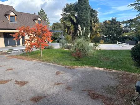 vente maison 10 pièces 238 m² à givry (71640)  600 000 €