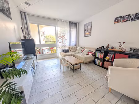 vente appartement 3 pièces 65 m² à le chesnay (78150)  340 000 €