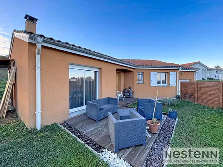 maison individuelle saint germain laval 4 pièce(s) 93 m2 sur un terrain de 1007m2 arboré