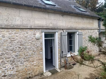 maison meru 4 pièce(s)