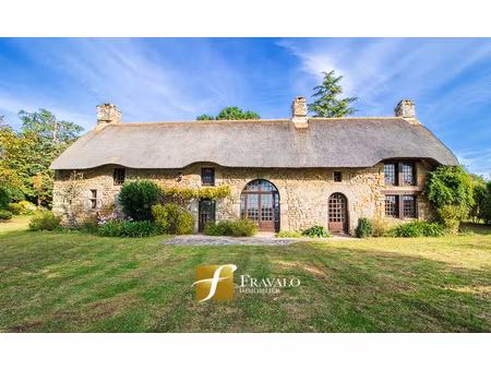 plougoumelen - belle chaumiere familiale