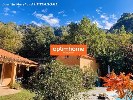 propriété avec piscine et chalet indépendant  casteil  pyrénées orientales