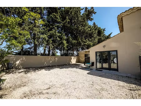 location meublée appartement 2 pièces 23.61 m² à camaret-sur-aigues (84850)  690 €