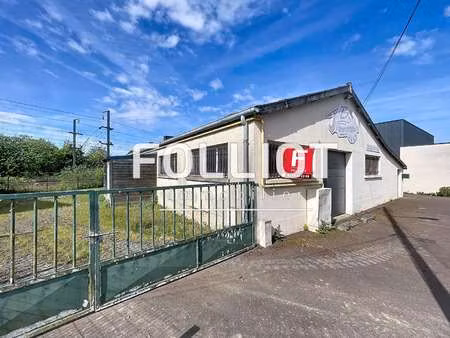 location bureaux et commerces à carentan-les-marais (50500) : à louer / 280m² carentan-les