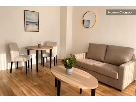 location meublée appartement 2 pièces 40 m² à cognac (16100)  1 290 €