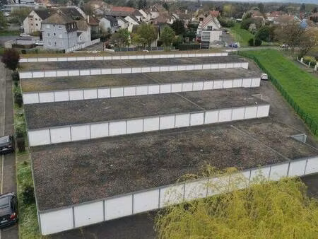2 box-garages fermés vendus loués