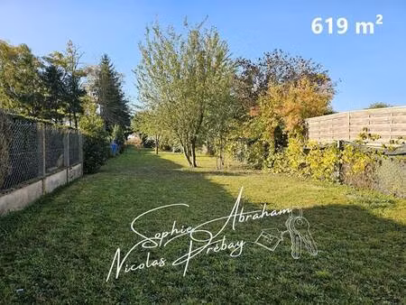 terrain constructible viabilisé à vendre