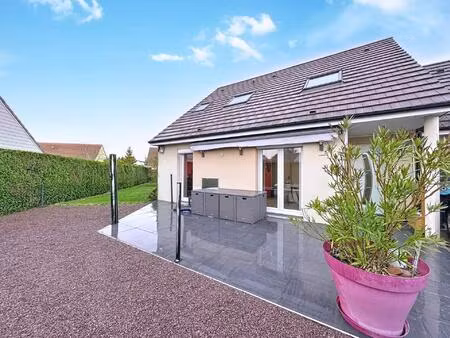 belle maison familiale secteur très recherché  vivable de plain-pied .