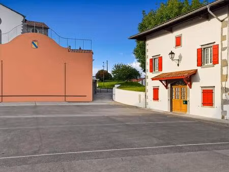 maison ancienne rénovée 5 pièce(s) 140 m2 jardin 75 m2