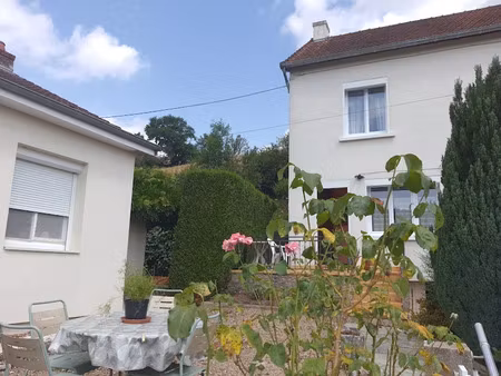 vente propriété 8 pièces 153 m² à gueugnon (71130)  150 000 €