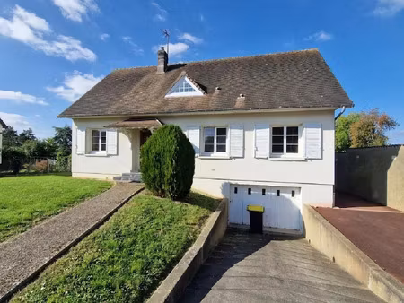 vente maison 6 pièces 145 m² à la loupe (28240)  180 000 €