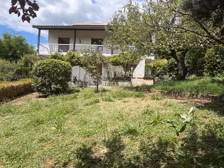 vente maison 5 pièces 130 m² à villefranche-de-rouergue (12200)  192 240 €