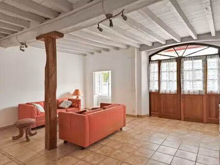 maison ancienne rénovée 5 pièce(s) 140 m2 jardin 75 m2