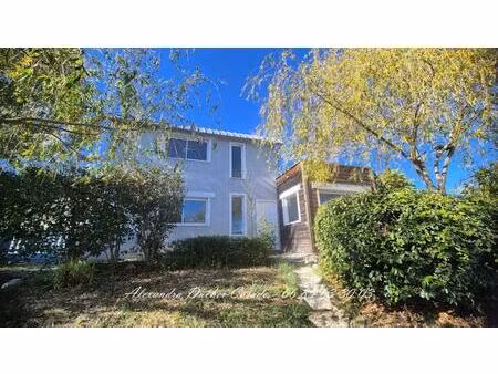 une maison pas comme les autres à peyruis (04310)