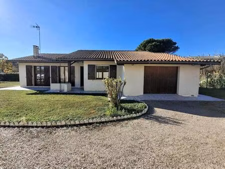 maison rénovée avec dépendance  garage et grand terrain divisible - plein centre de saint-