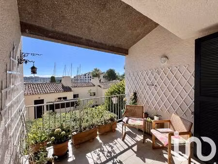 vente appartement t1 à cogolin (83310) : à vendre t1 / 32m² cogolin